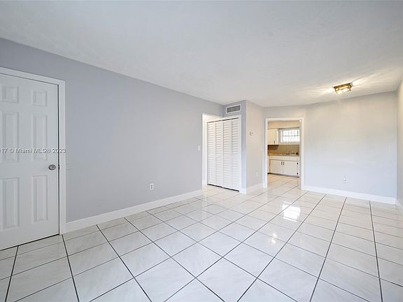 4th image of 4521 NW 14th Ave #4521