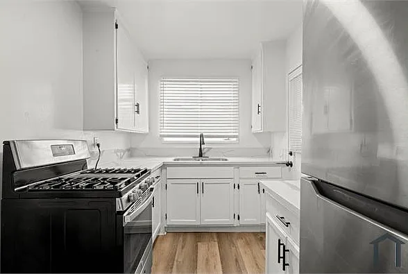 4320 Santa Rosalia Dr #A — Photo 4