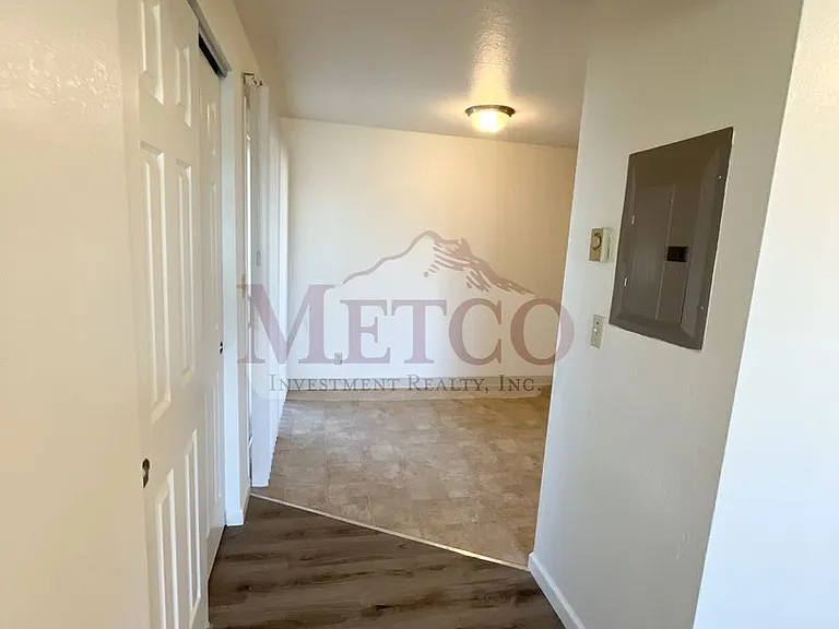 1310 Q St — Photo 3