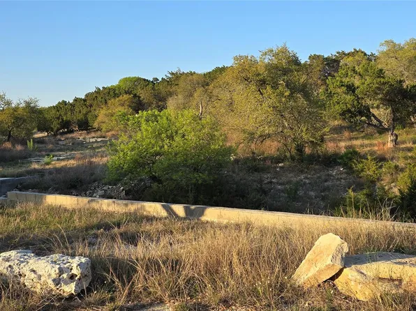 7605 White Oak Dr, Leander, TX 78645