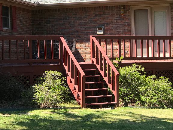 Wonderful deck for relaxing