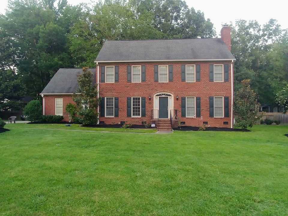 1st image of 813 Bell Dr