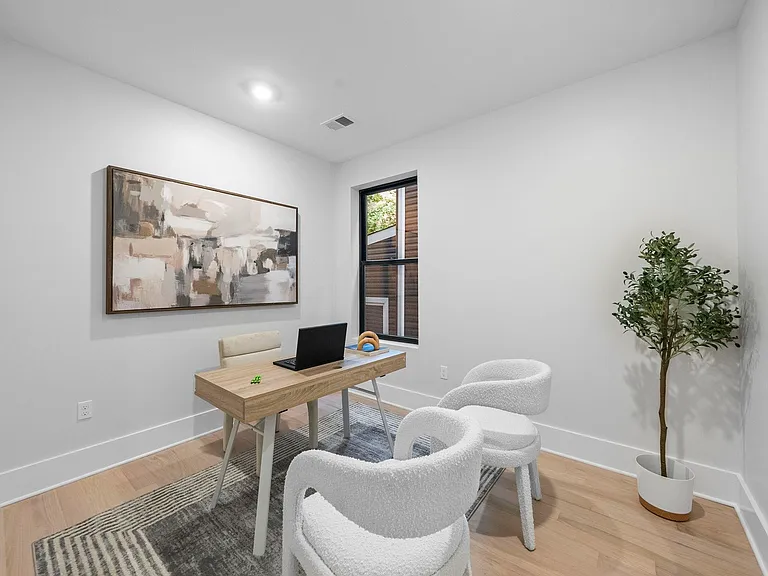 124 Glenwood Ave #3 — Photo 7