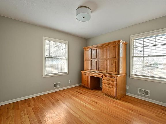 2nd image of 8601 Maywood Ave