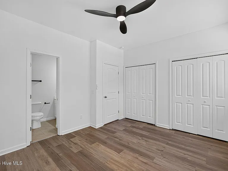 993 Downey Branch Ln — Photo 17