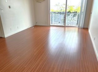 1133 Hacienda Pl APT 8, West Hollywood, CA 90069
