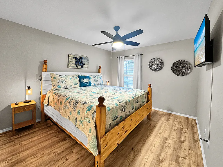 601 Cape Cod Dr — Photo 2