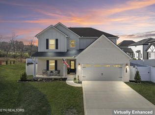 1913 Melton Meadows Dr, Maryville, TN 37803