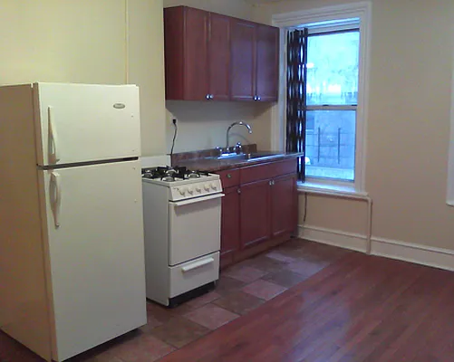 Rented by Realty Collective | media 13