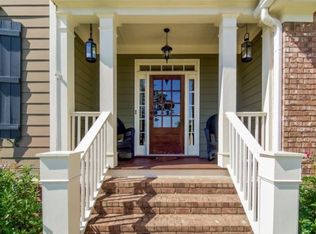 805 Ravenstone Way, Canton, GA 30115