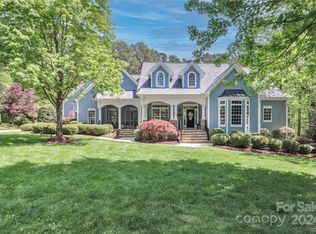 9060 Garrison Rd, Sherrills Ford, NC 28673