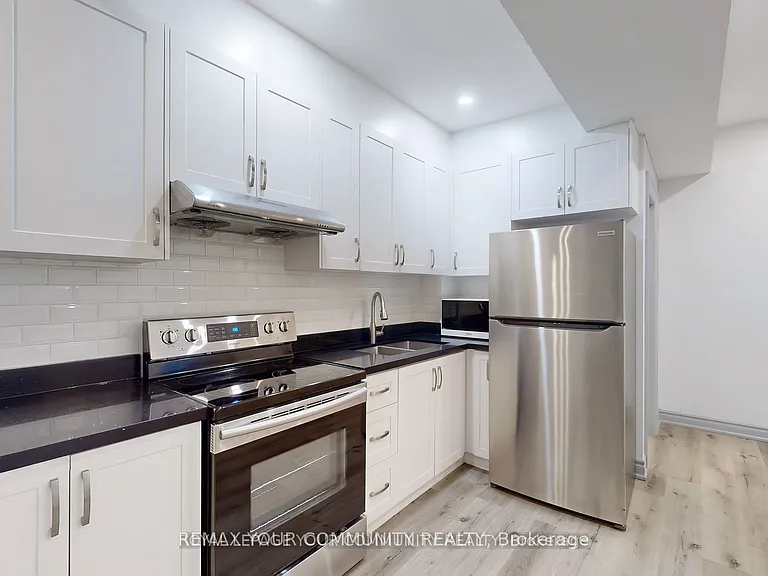 586 Parliament St #C — Photo 7