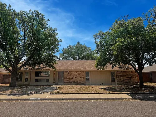 4027 Angelina Dr Photo 1