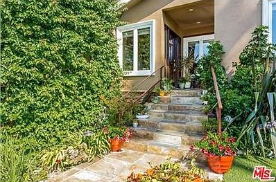 4th image of 12118 Stanwood Dr