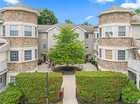 12 Horizon Court #303, Monsey, NY 10952