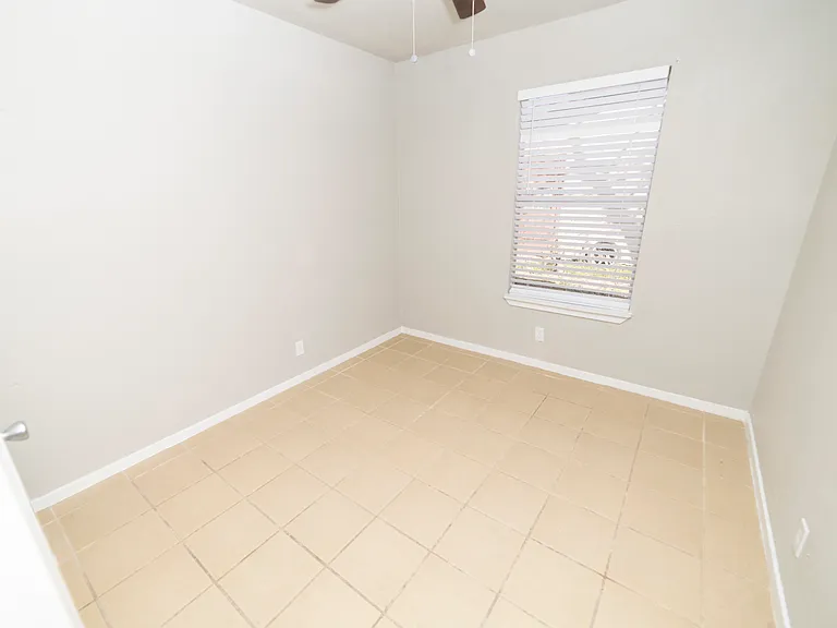 115 Dafoste Ave — Photo 13