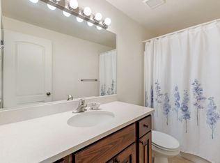 1810 E Whitetail Dr, Layton, UT 84040