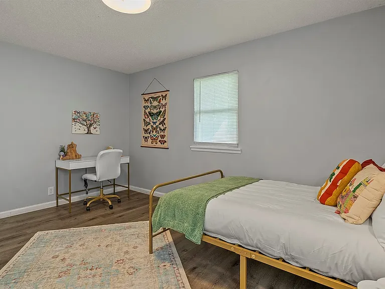706 Henslee Dr — Photo 24