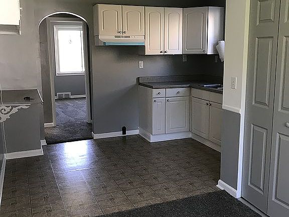3rd image of 27808 Little Mack Ave