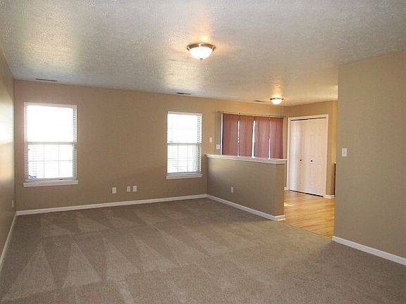 5th image of 915 Washington Cove Ln
