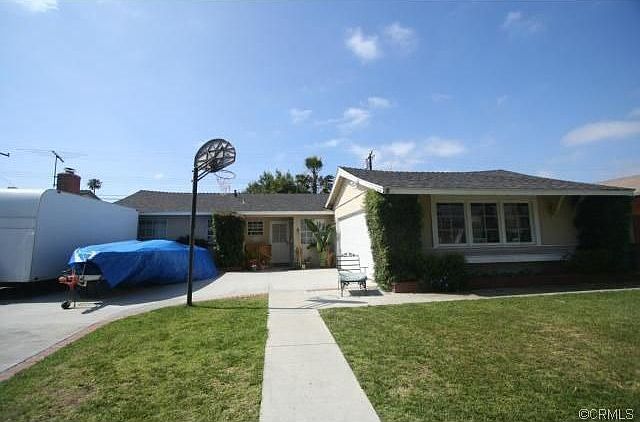 1st image of 6372 Vanguard Ave