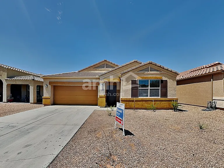 4610 E Fire Opal Ln — Photo 1