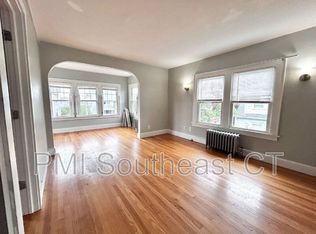 25 Rogers St #2, New London, CT 06320
