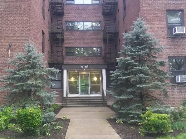 75-35 210th St APT 4E, Queens, NY 11364