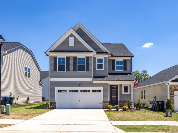 47 Baldwin St, Lillington, NC 27546