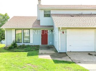 634 Earthside Cir #B, Claremore, OK 74017