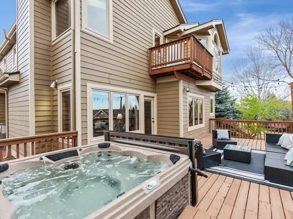 1013 Fox Hills Dr, Fort Collins, CO 80526