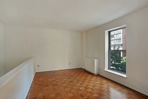 Rented by Corcoran | media 12