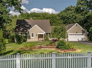 6 Meadow Ln, Sherman, CT 06784