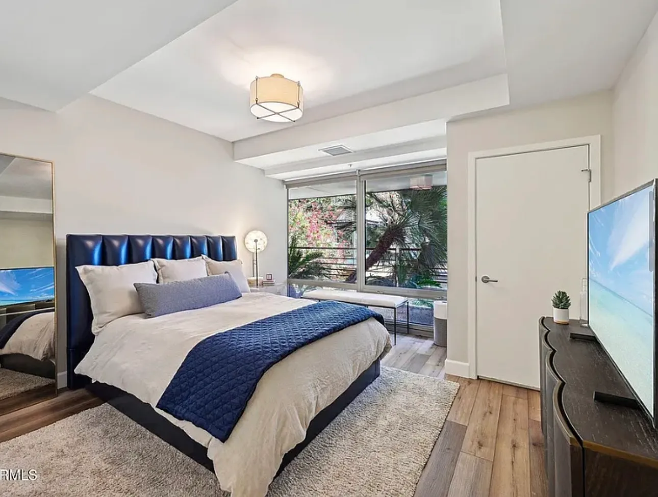 1 bed, 803 sqft, $2,500 — Photo 4