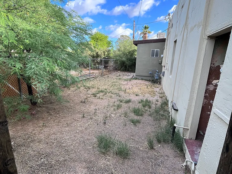 3706 E Fairmount St #EE — Photo 18