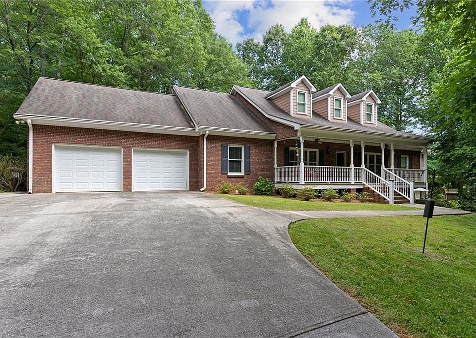1st image of 118 Ashton Farms Dr