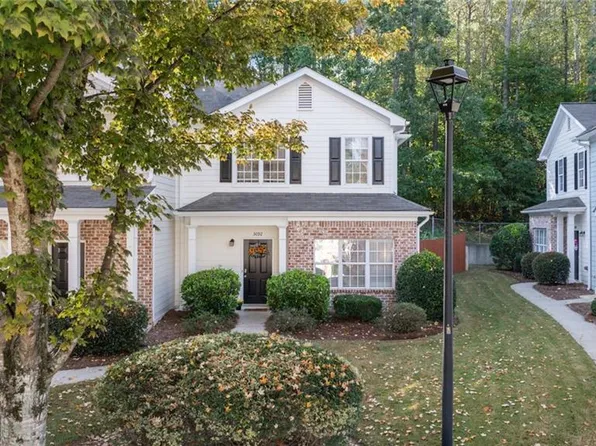 3092 Steeplechase Dr, Alpharetta, GA 30004