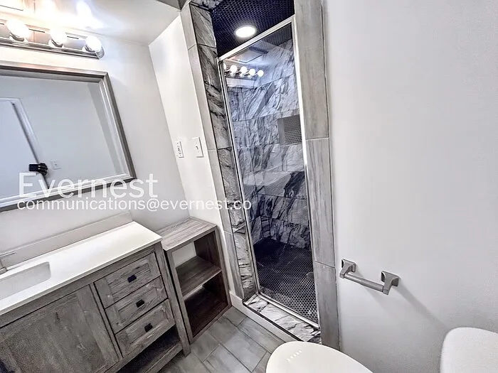 2086 Montreat Cir — Photo 6