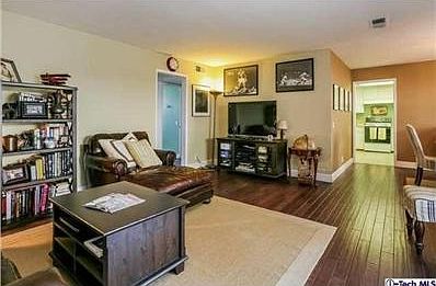 3rd image of 1105 N Stoneman Ave APT G