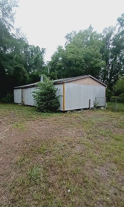 1st image of 11301 Lake Dr