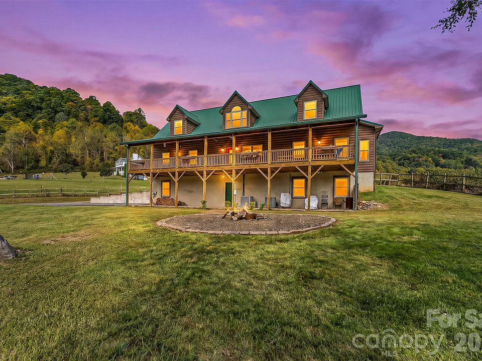 1st image of 101 Trinity Dr