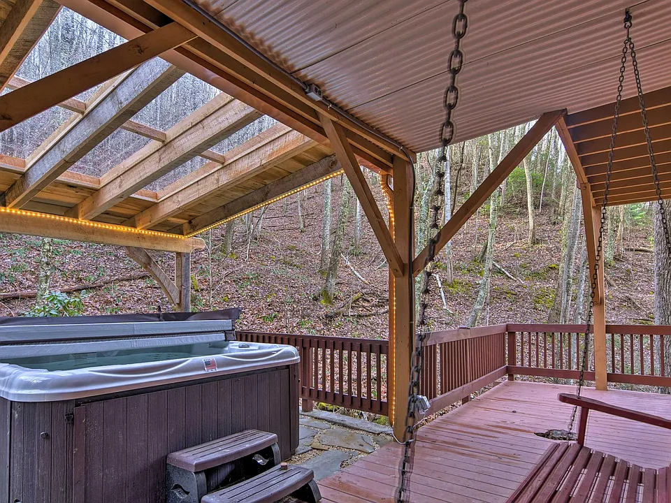 500 Lynn Cove Rd