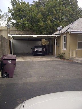 3rd image of 1453 Stanley Ave