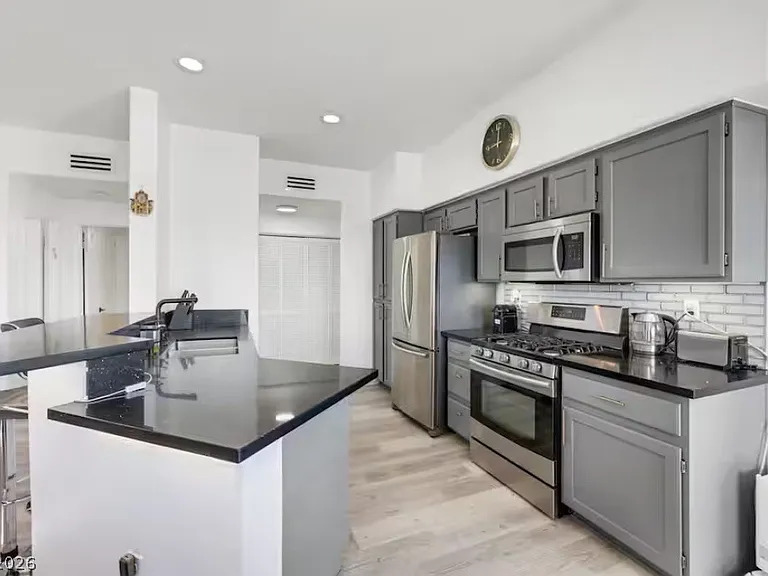 8501 W University Ave #2077 — Photo 13