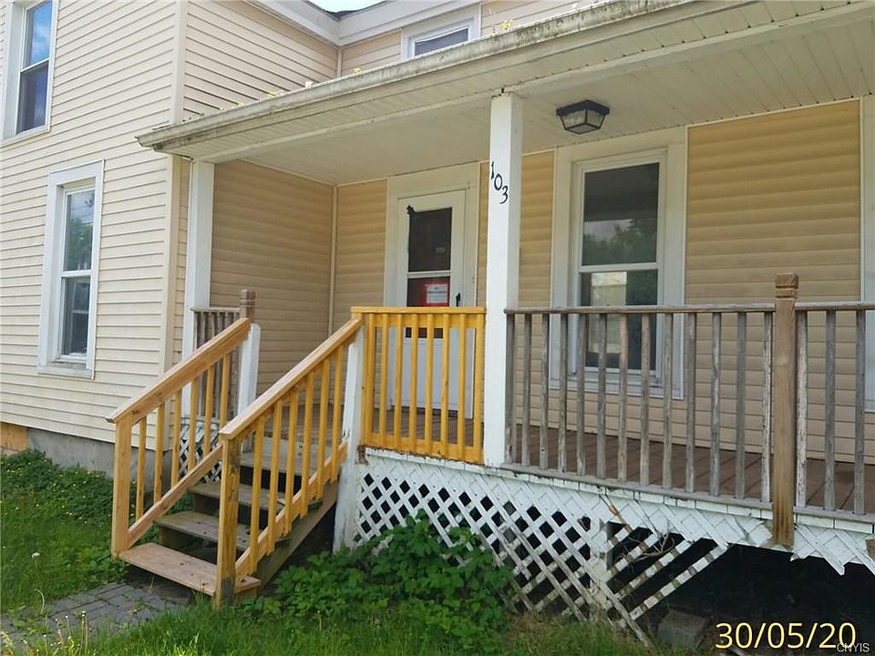 1st image of 103 E Chapel St