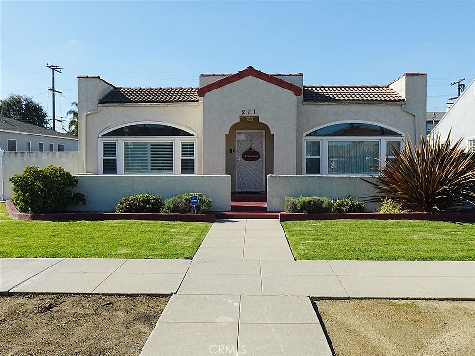 1st image of 211 S Poinsettia Ave