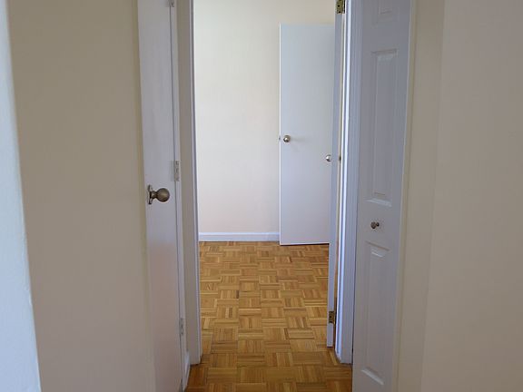 4th image of 539 E 78th St APT 6G