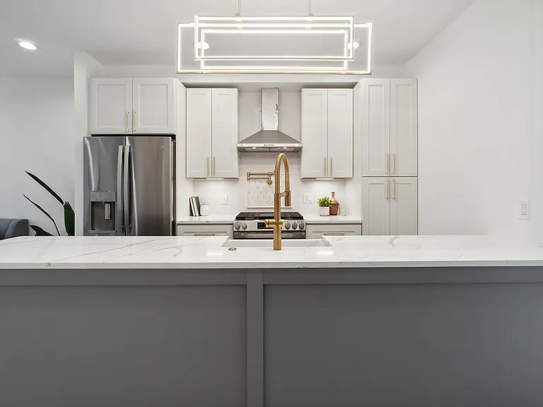 163 U St NE #1 — Photo 10