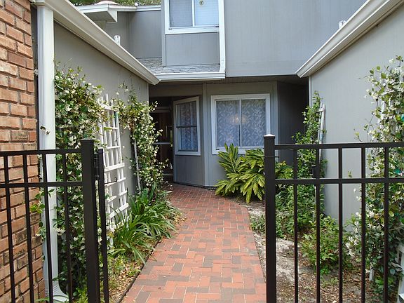 2nd image of 634 Laurel Oak 108 Ln