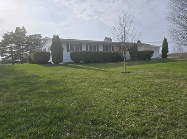 1063 N Mackinaw Rd, Linwood, MI 48634